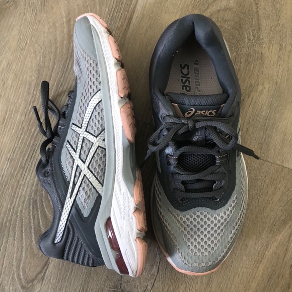 Asics Shoes - ASICS GT-2000 6